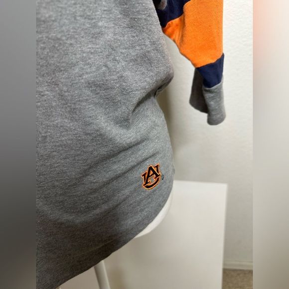 Victoria Secret PINK Auburn Tigers NCCA College Bling TShirt Size Small - Picture 2 of 3